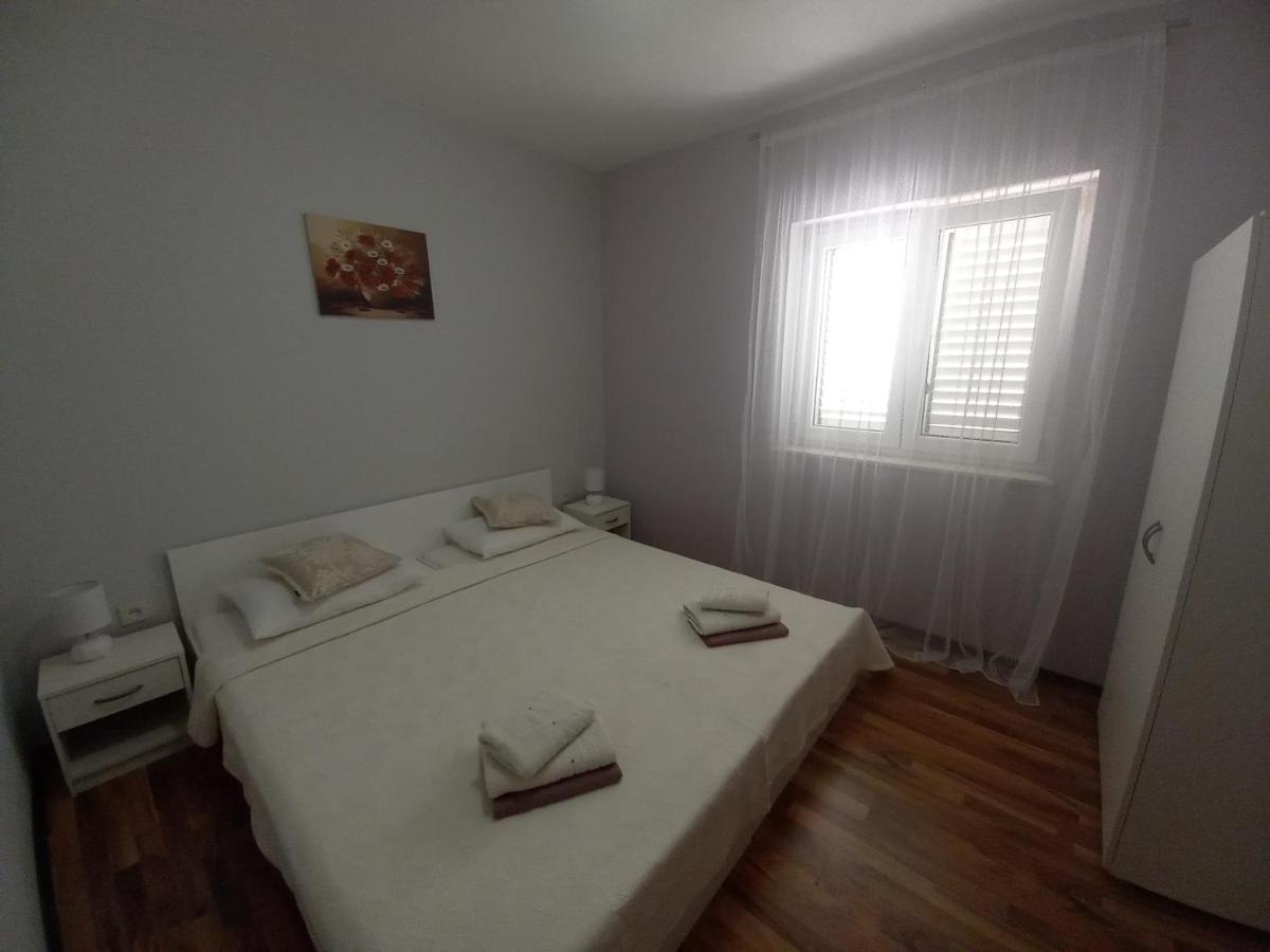 KaštelaApartman Majaアパートメント エクステリア 写真